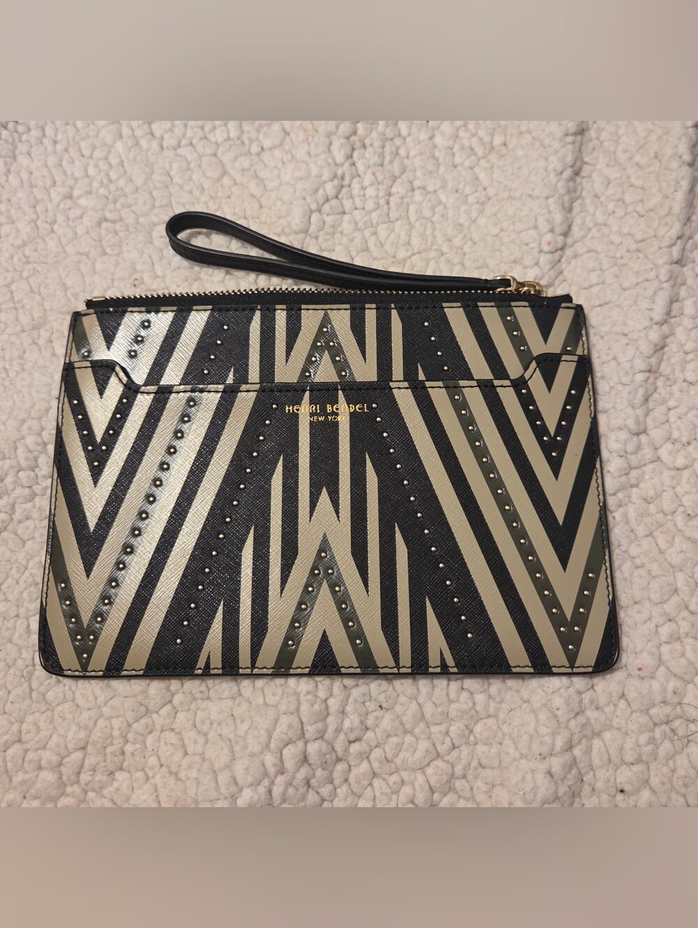 Henri Bendel Black & Cream Geometric Wristlet